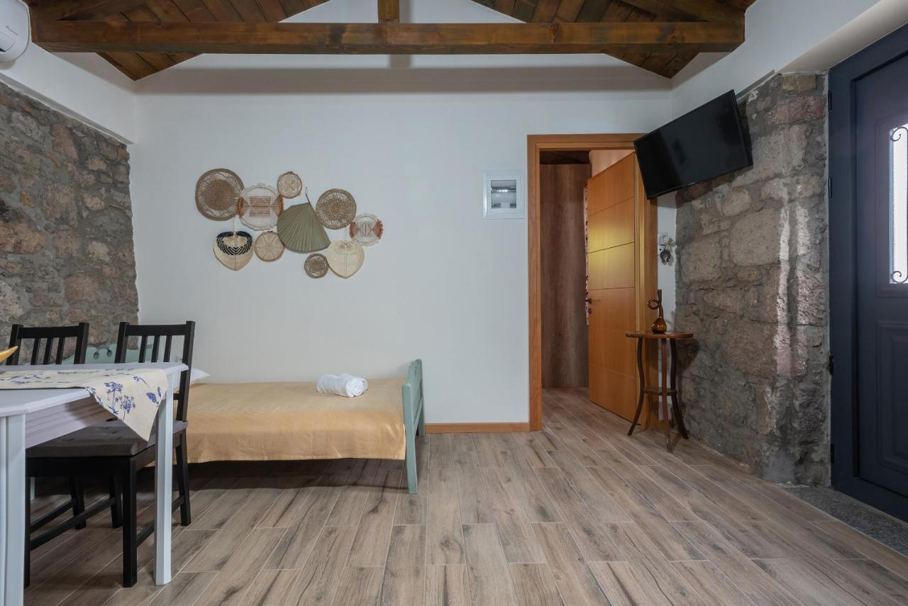 Ρίζες - Rizes Apartment Repanidhion Exterior photo